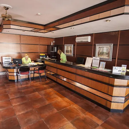 Bahia Park Hotel 2*