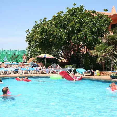 Bahia Park מלון 2*